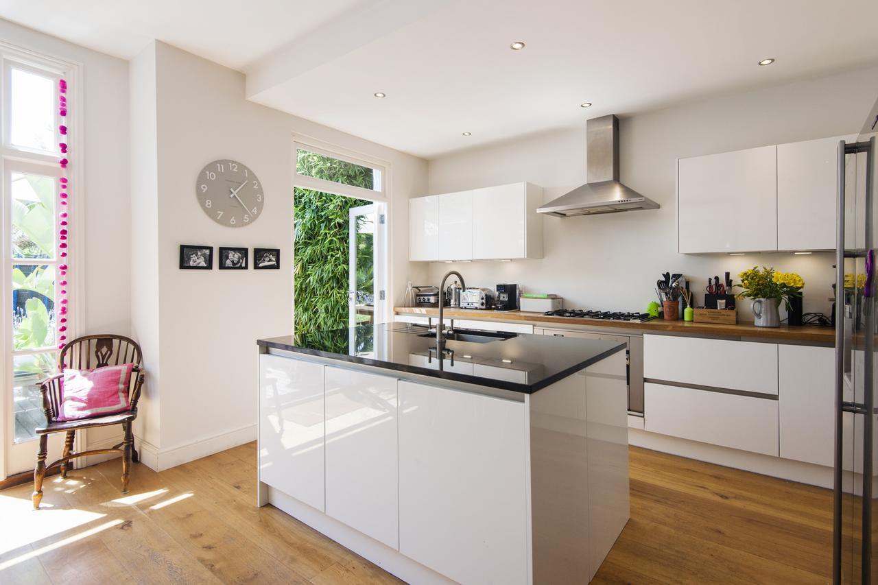 Casa vacanze Enchanting Southfields By King George's Park